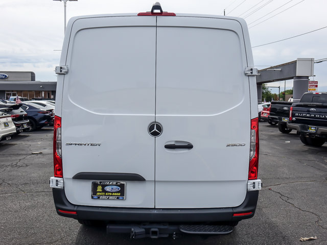 Used 2025 Mercedes-Benz Sprinter 2500 image 7