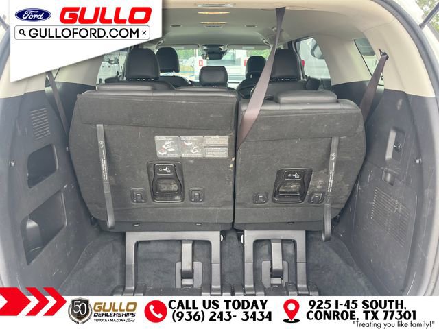 Used 2023 Kia Carnival LX FWD image 9