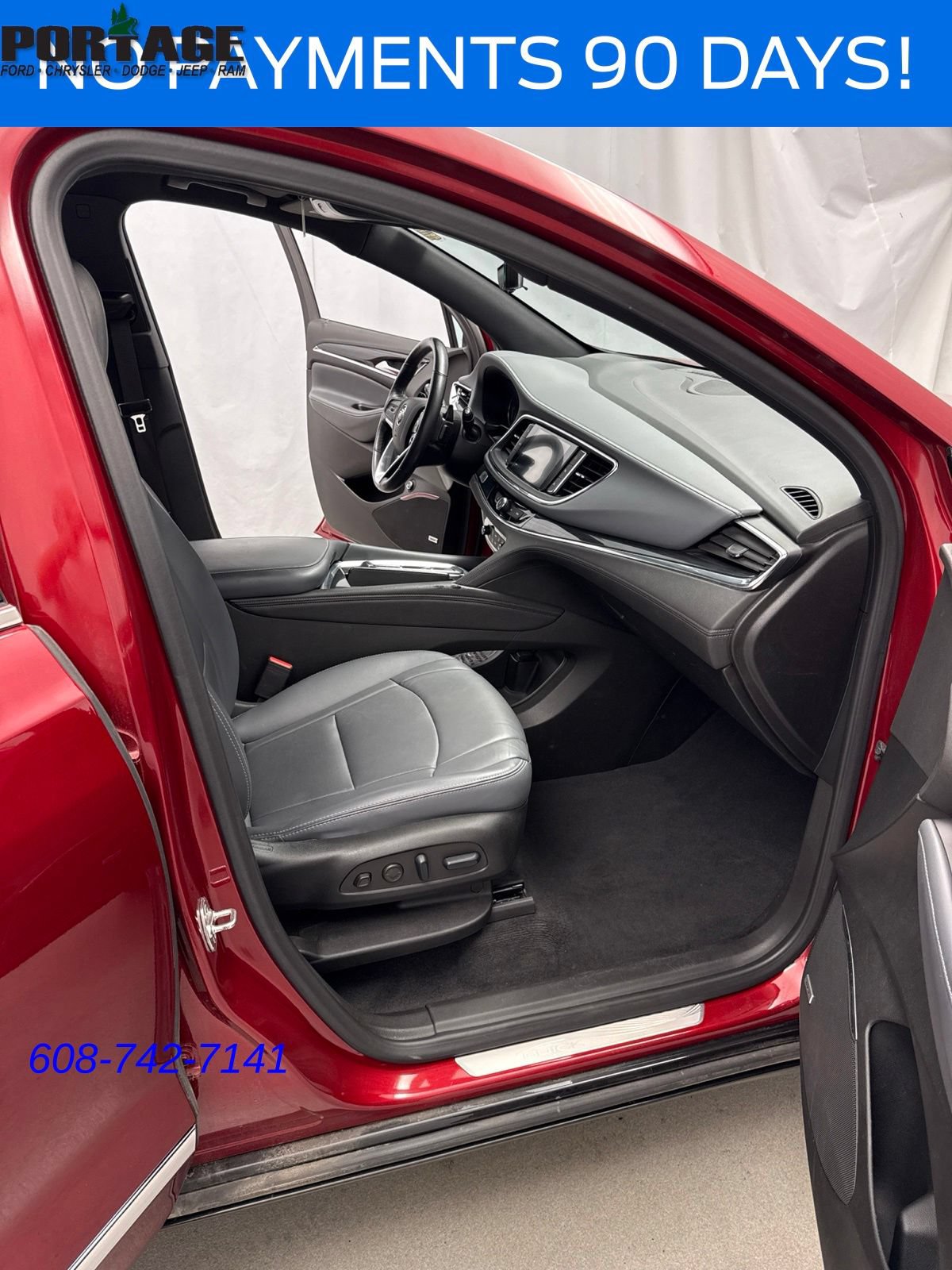 Used 2024 Buick Enclave Premium AWD/4WD image 26