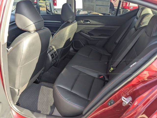 Used 2024 Nissan Altima 2.0 SR FWD image 13