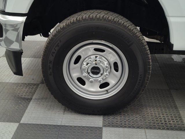 Certified 2025 Ford F250 XL w/ XL Chrome Package AWD/4WD image 35