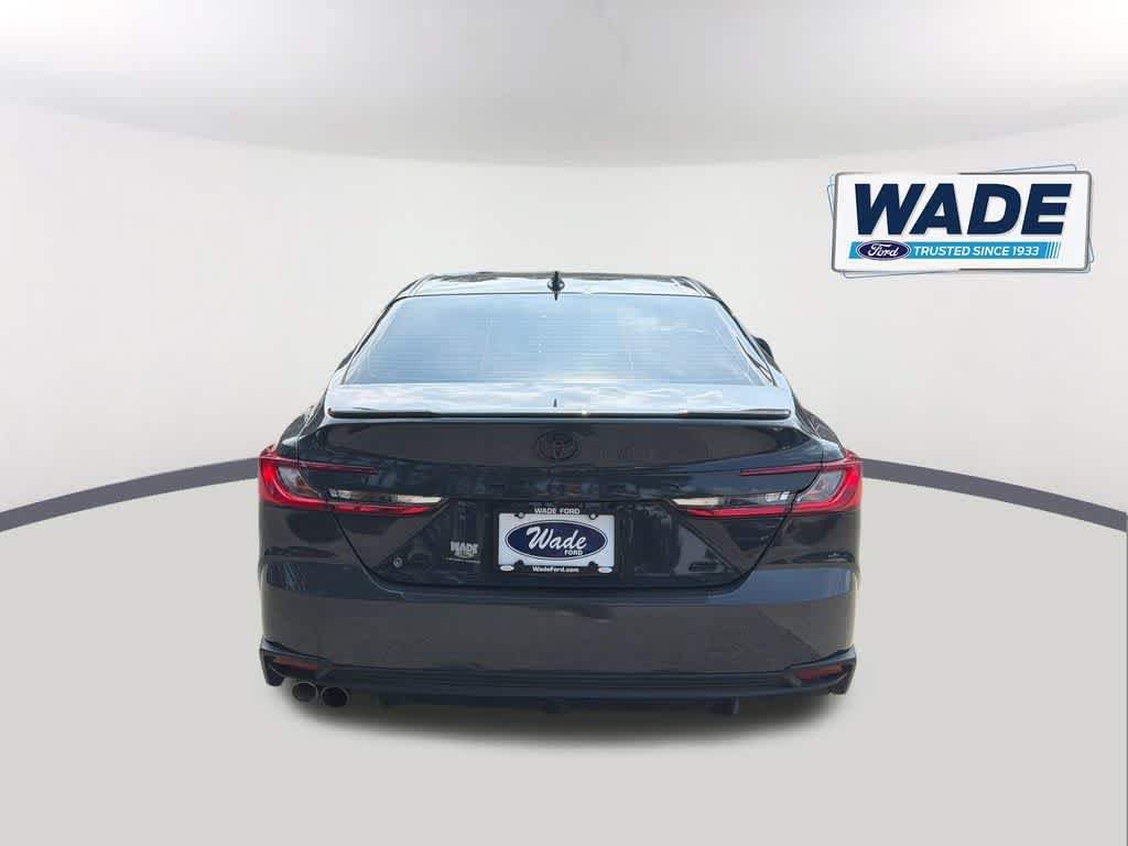 Used 2025 Toyota Camry SE w/ Convenience Package FWD image 6