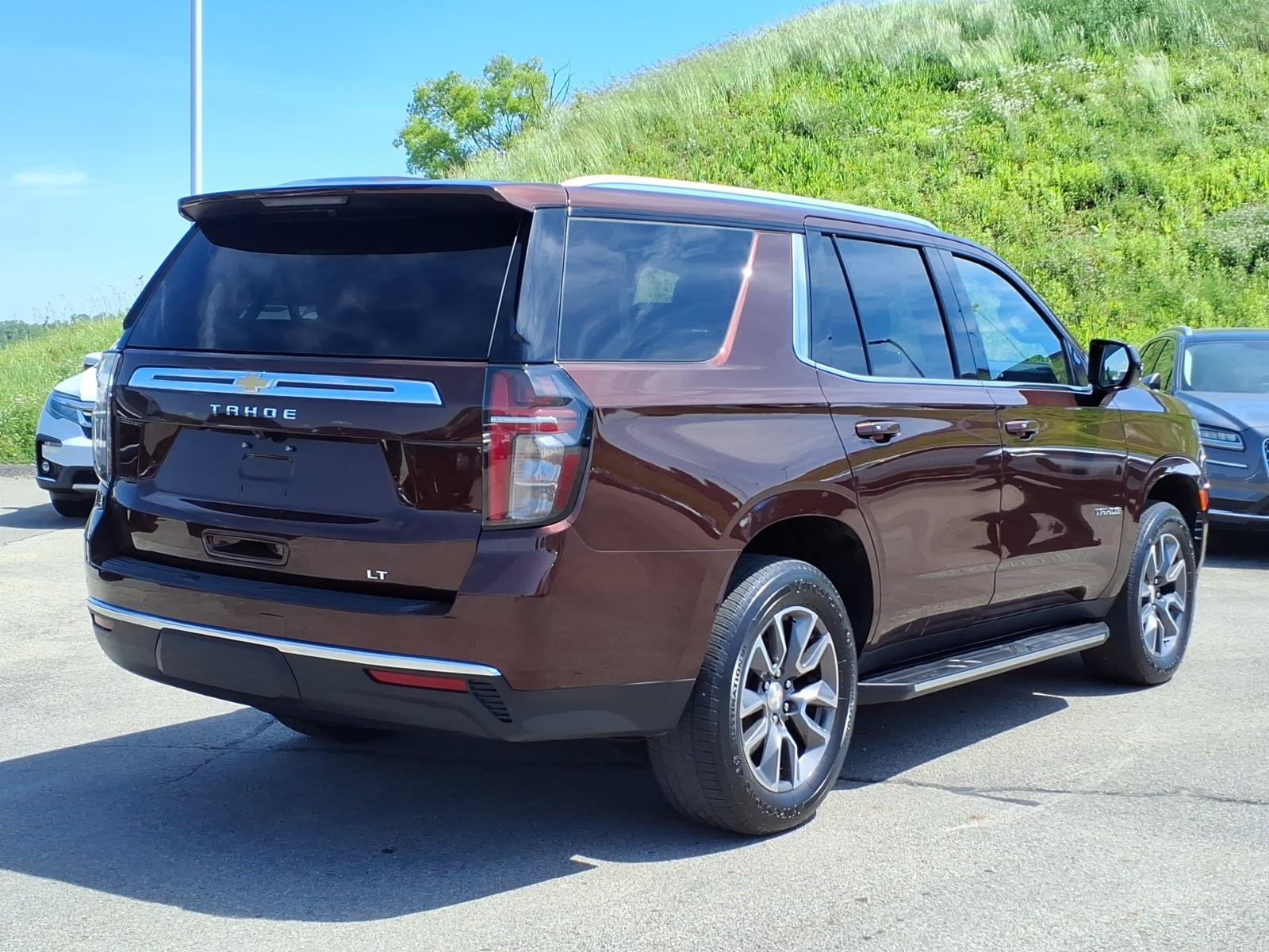 Used 2023 Chevrolet Tahoe LT AWD/4WD image 3