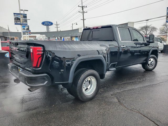 Used 2024 GMC Sierra 3500 Denali w/ Denali Reserve Package AWD/4WD image 6