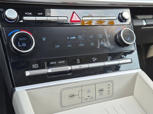 Used 2026 Hyundai Santa Fe SEL FWD image 20