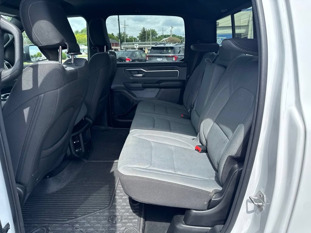 Used 2022 RAM 1500 Big Horn AWD/4WD image 30