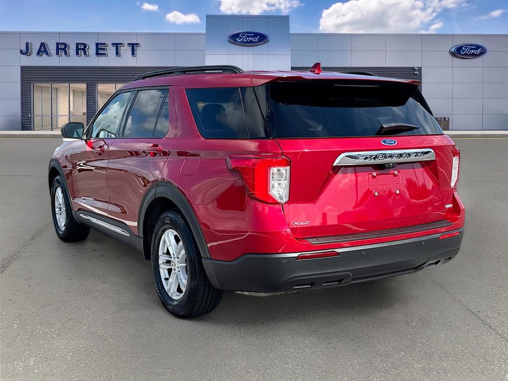 Certified 2020 Ford Explorer XLT RWD image 5