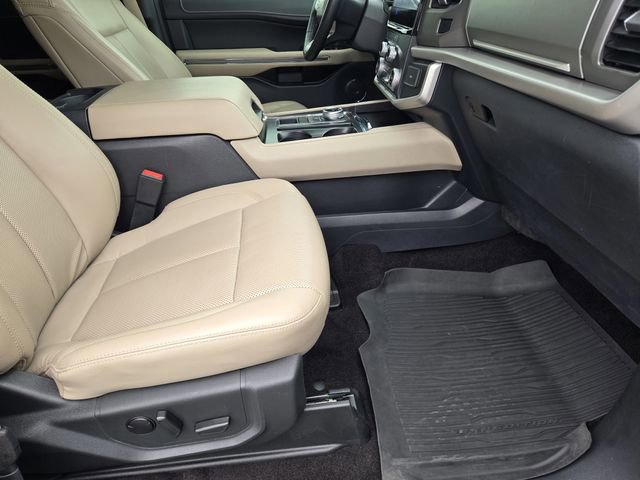 Certified 2022 Ford Expedition XLT RWD image 13