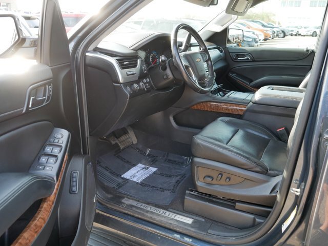 Used 2020 Chevrolet Suburban Premier AWD/4WD image 11