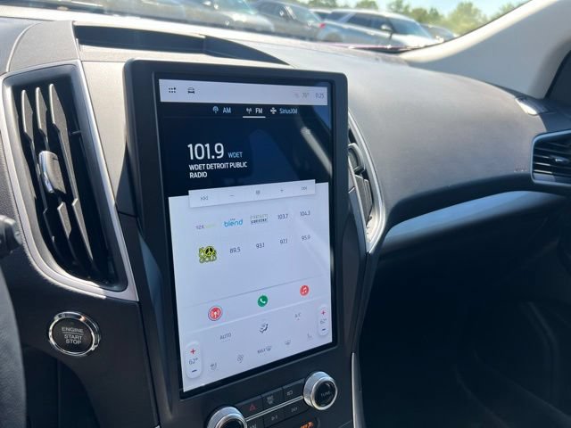Certified 2024 Ford Edge SEL w/ Convenience Package AWD/4WD image 11