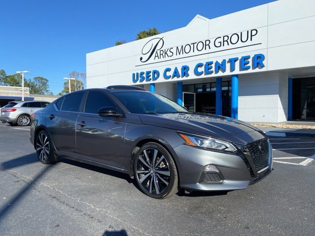 Used 2022 Nissan Altima 2.0 SR image 2