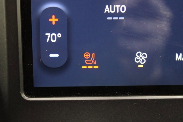 Certified 2024 Ford Edge Titanium image 6