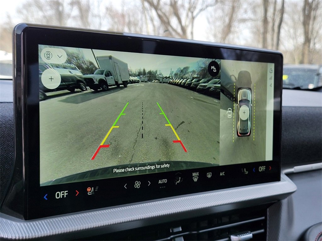 Certified 2025 Ford Explorer ST-Line image 23