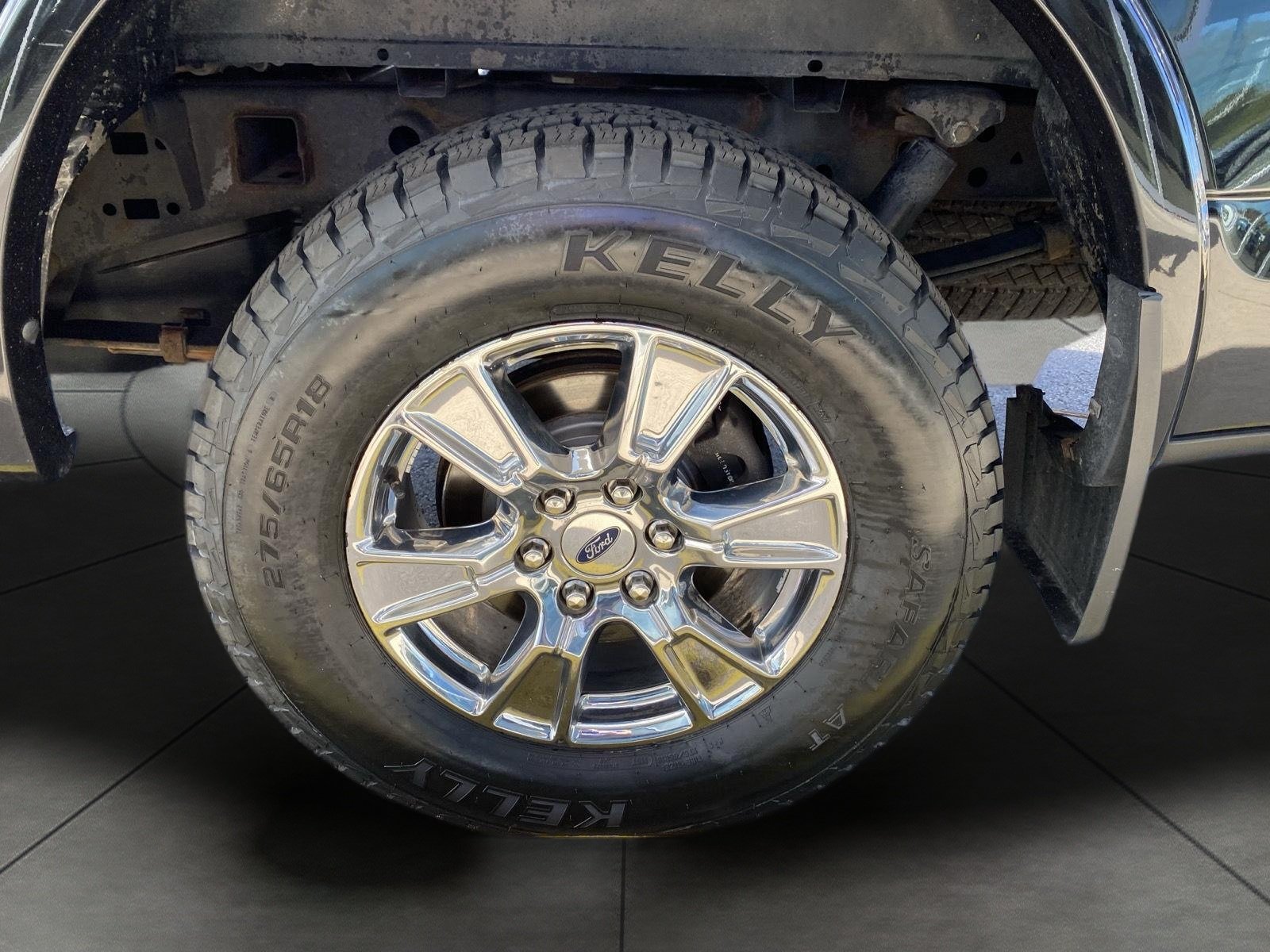 Certified 2019 Ford F150 Lariat w/ Equipment Group 502A Luxury AWD/4WD image 6
