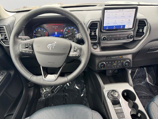 Certified 2021 Ford Bronco Sport Outer Banks AWD/4WD image 11