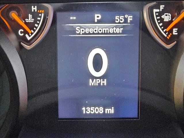 Used 2025 Jeep Wrangler Sport AWD/4WD image 10