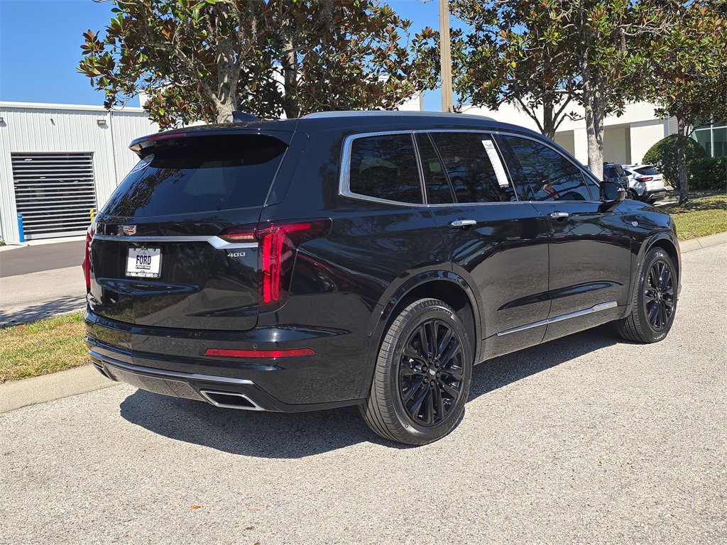 Used 2023 Cadillac XT6 Premium Luxury w/ Technology Package image 3