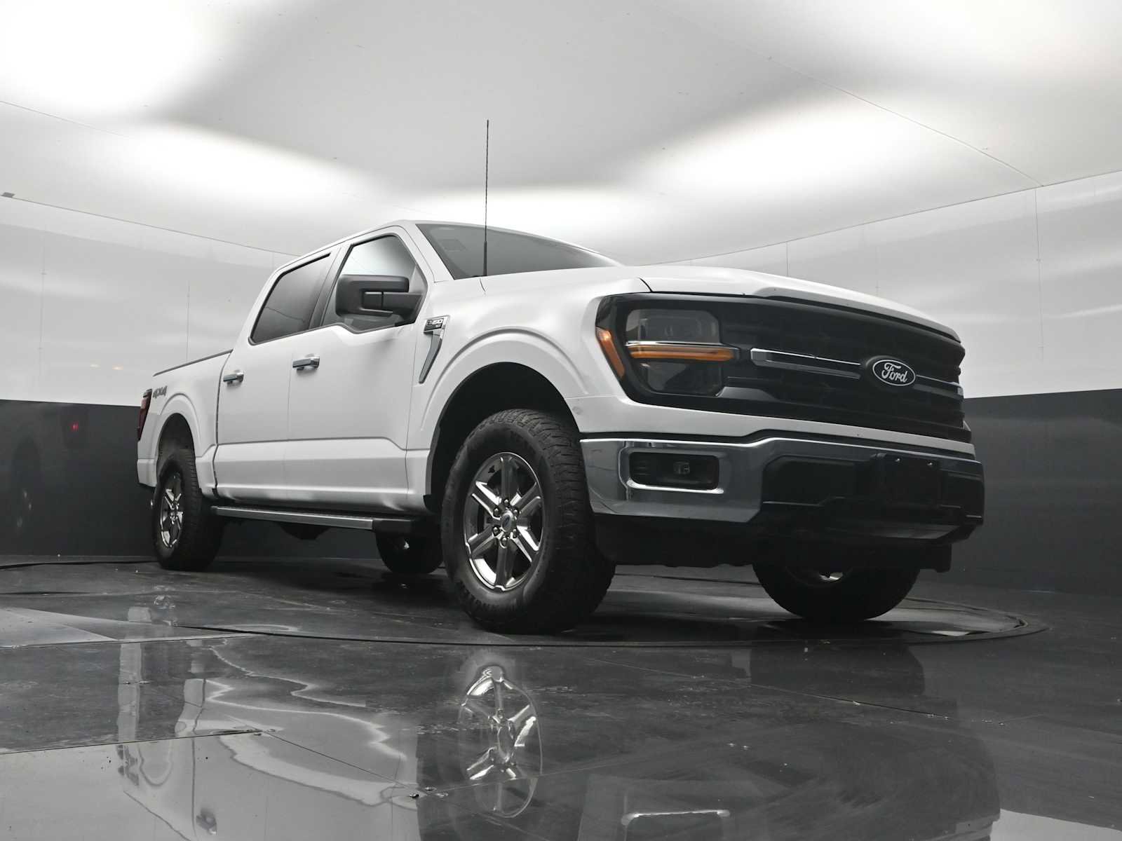 Certified 2025 Ford F150 XLT w/ Equipment Group 301A Standard AWD/4WD image 18