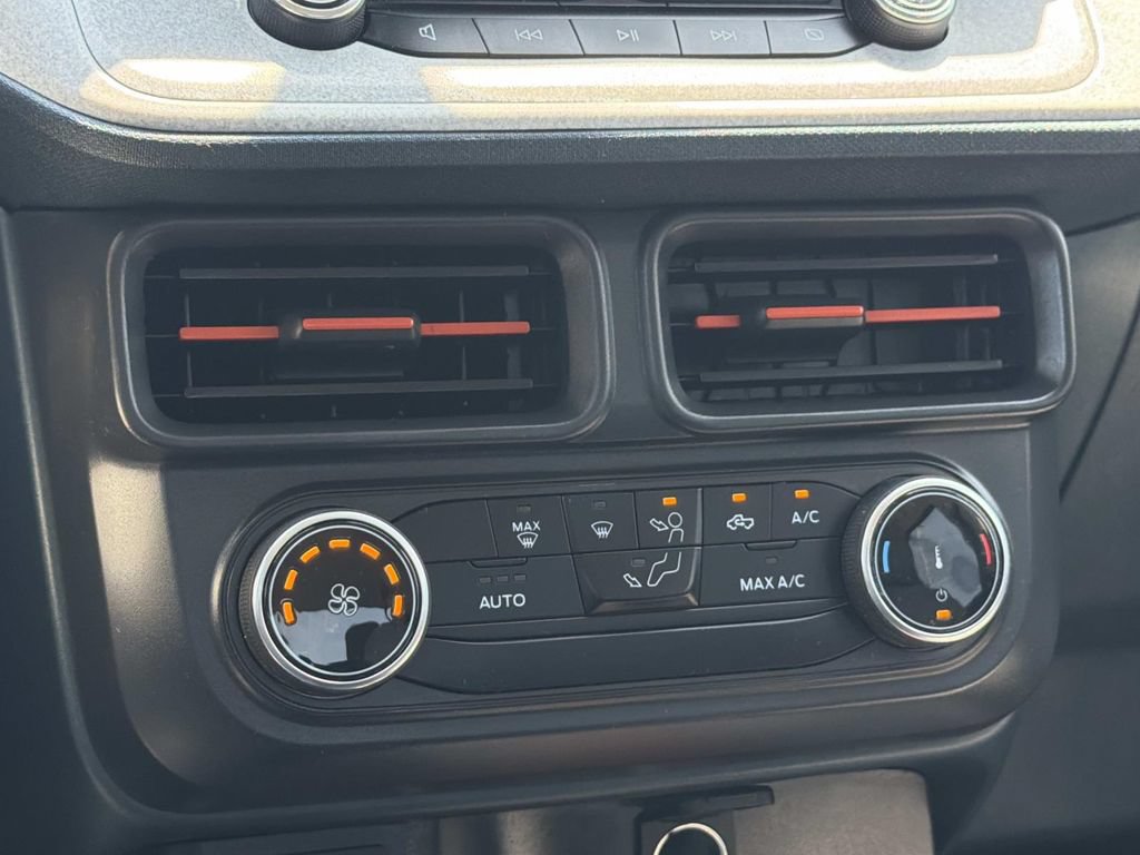 Certified 2024 Ford Maverick XLT FWD image 15