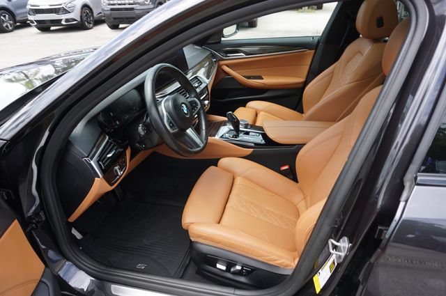 Used 2022 BMW 530i w/ M Sport Package RWD image 19