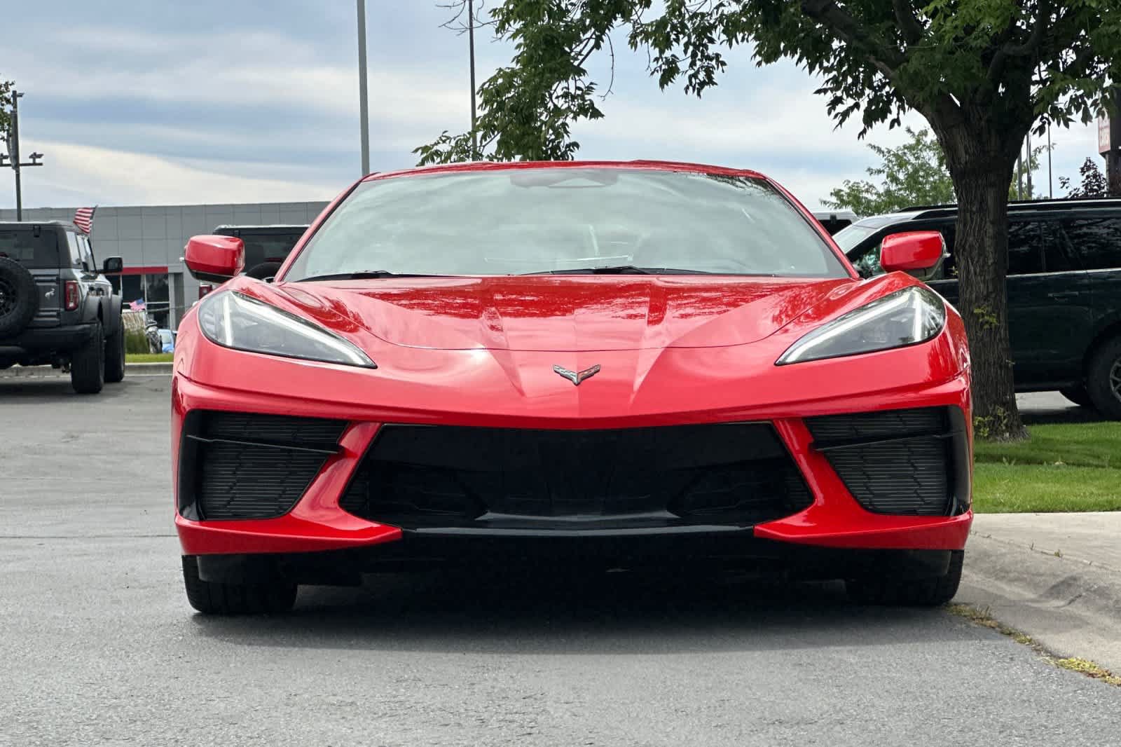 Used 2025 Chevrolet Corvette Stingray Coupe w/ 1LT RWD image 10