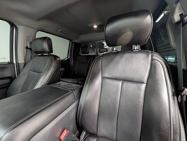 Certified 2021 Ford F250 Lariat w/ Lariat Ultimate Package AWD/4WD image 17