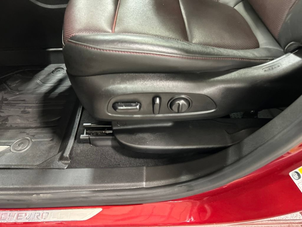 Used 2019 Chevrolet Blazer RS AWD/4WD image 12