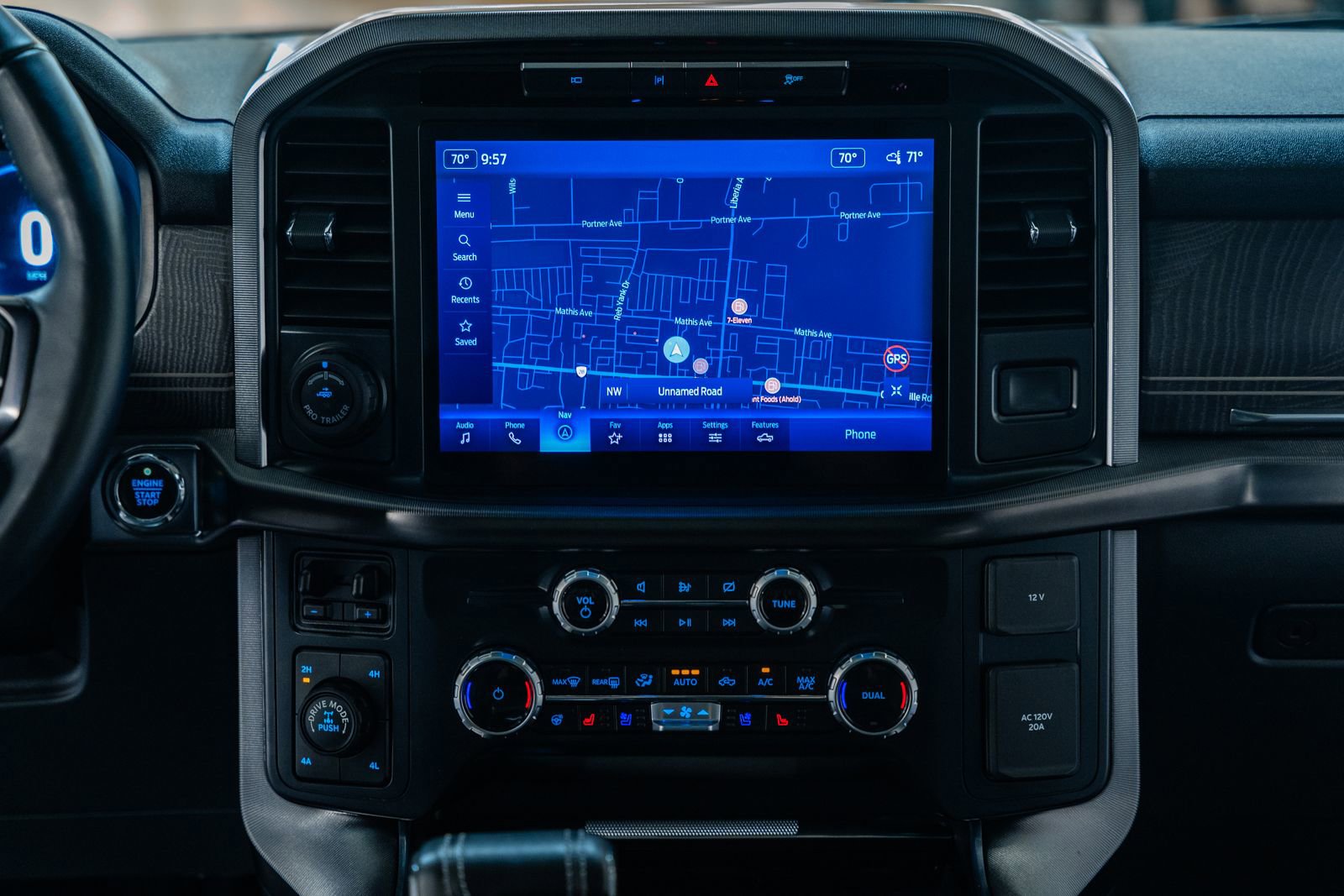 Certified 2023 Ford F150 Platinum w/ Max Trailer Tow Package image 30