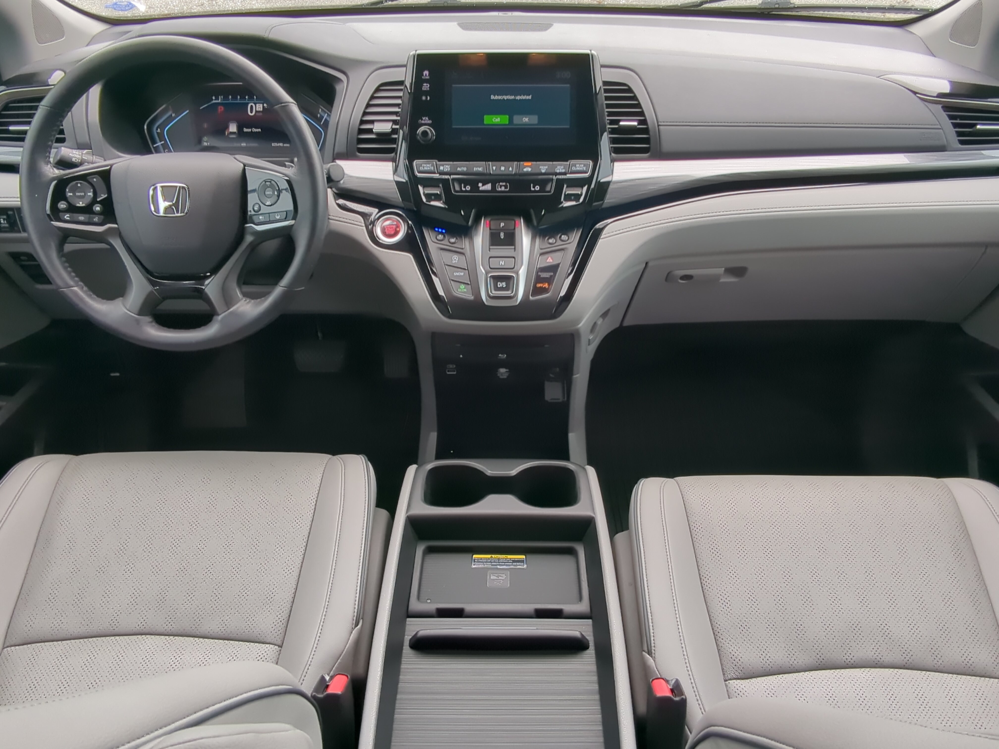 Used 2023 Honda Odyssey Elite image 13