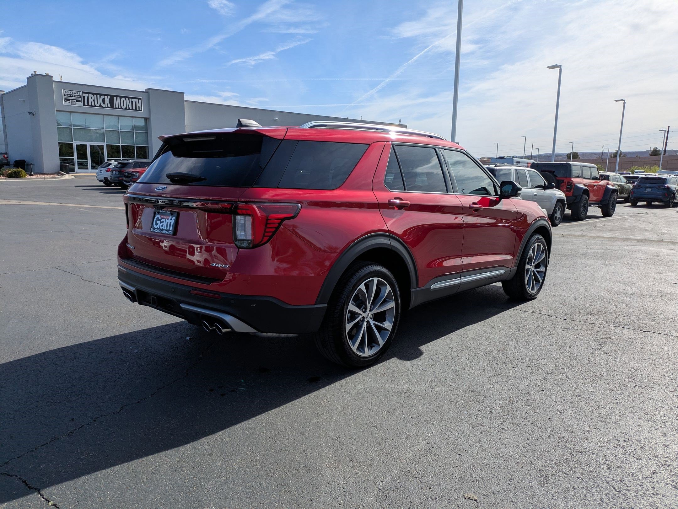 Certified 2025 Ford Explorer Platinum w/ Ultimate Package AWD/4WD image 5