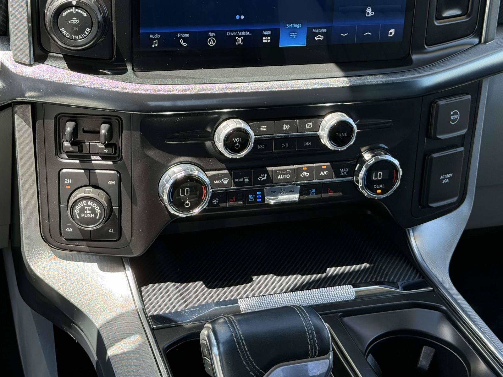 Certified 2021 Ford F150 Limited AWD/4WD image 9