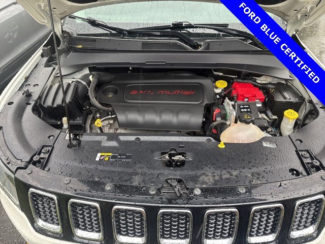 Used 2019 Jeep Compass Latitude w/ Cold Weather Group image 23