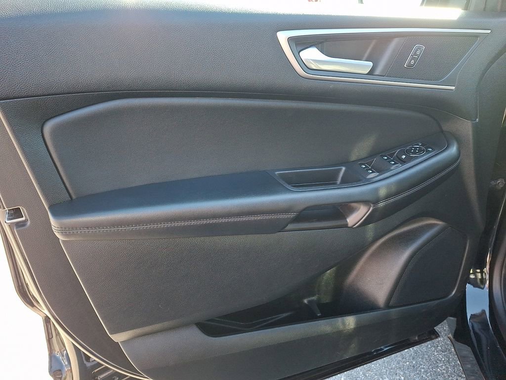 Certified 2023 Ford Edge SEL AWD/4WD image 12