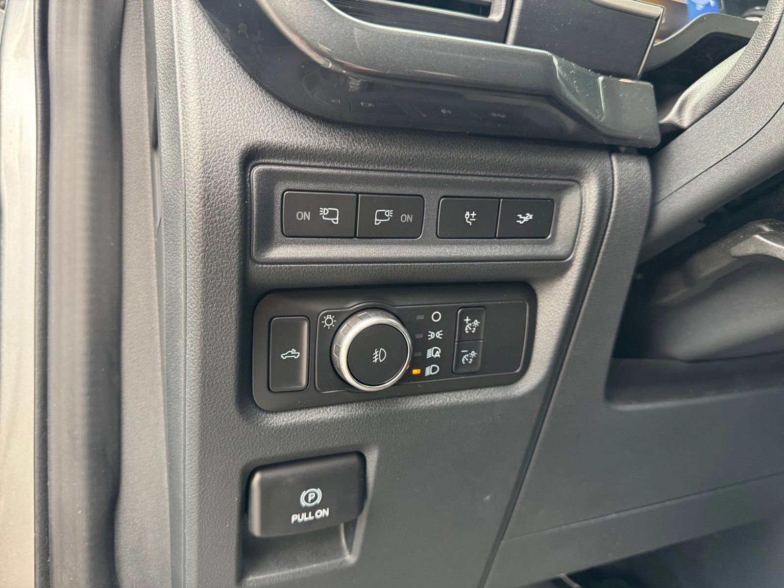 Certified 2022 Ford F150 XLT w/ Equipment Group 302A High image 23