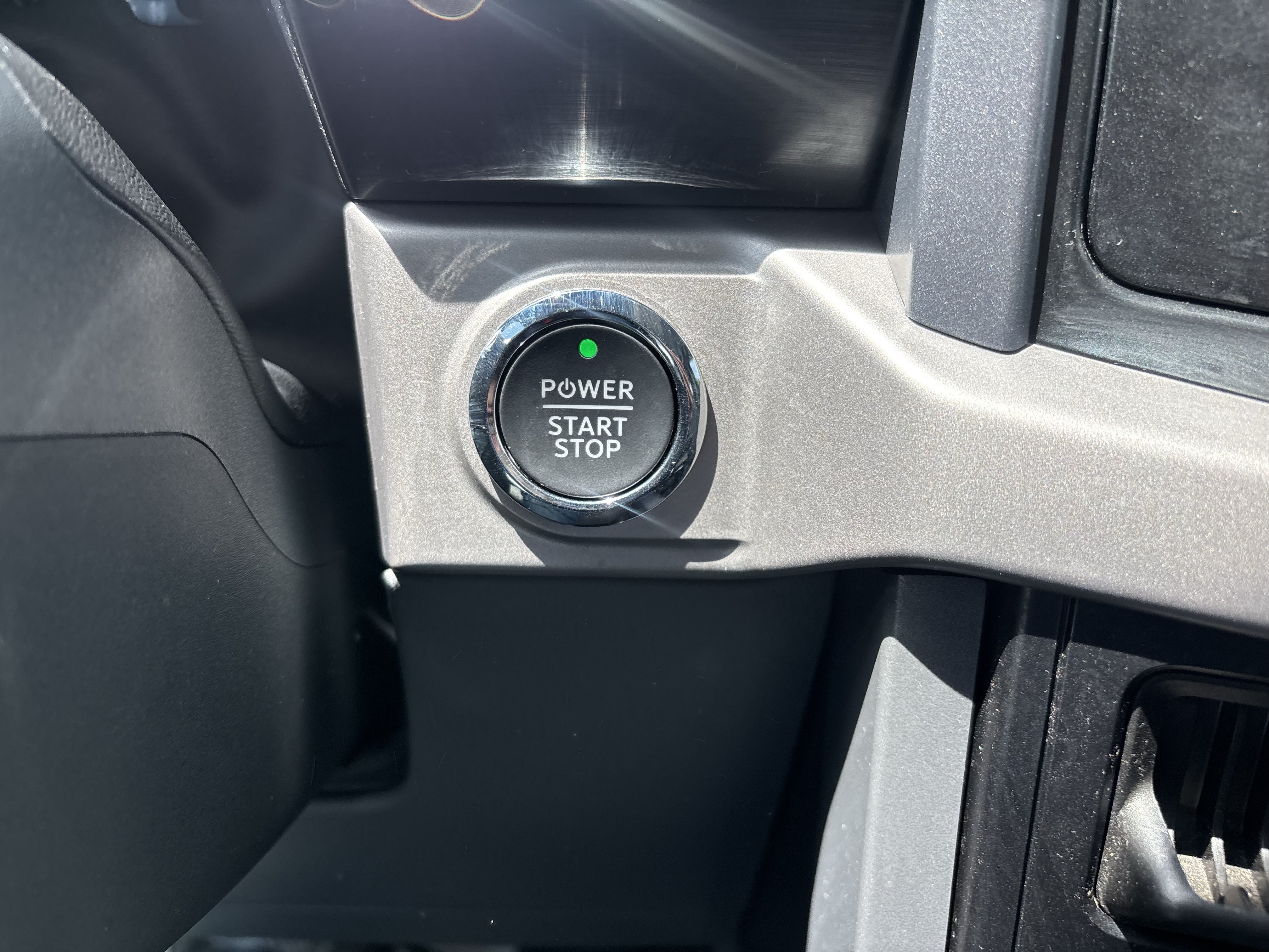Certified 2023 Ford F150 Lightning XLT AWD/4WD image 33