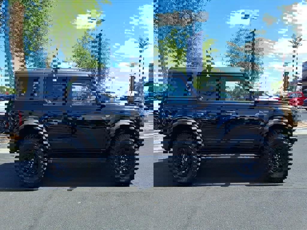 Certified 2024 Ford Bronco Wildtrak image 6