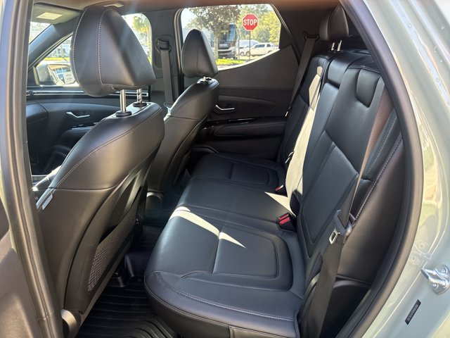 Used 2023 Hyundai Santa Cruz Limited AWD/4WD image 18