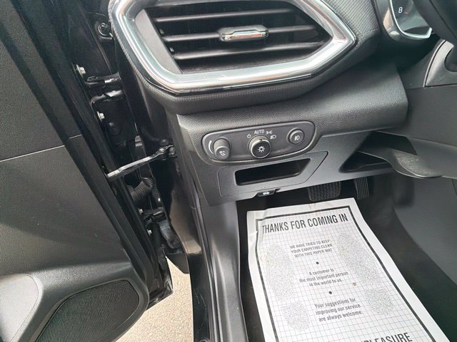 Used 2023 Chevrolet TrailBlazer LT w/ Convenience Package FWD image 22