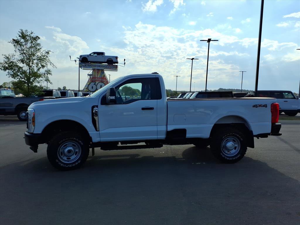 Certified 2024 Ford F250 XL w/ XL Off-Road Package image 2