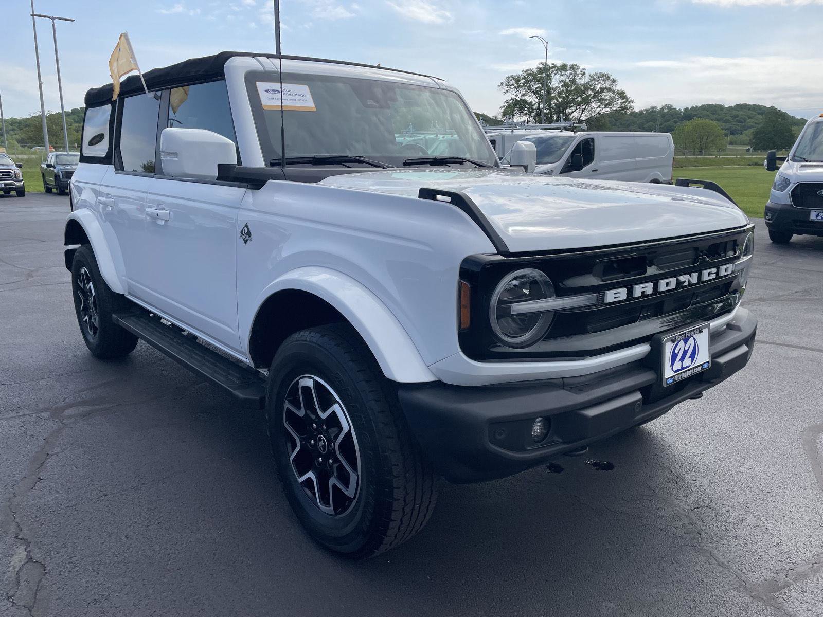 Certified 2022 Ford Bronco Outer Banks AWD/4WD image 7