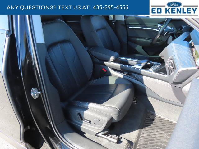 Used 2022 Audi e-tron Premium AWD/4WD image 27