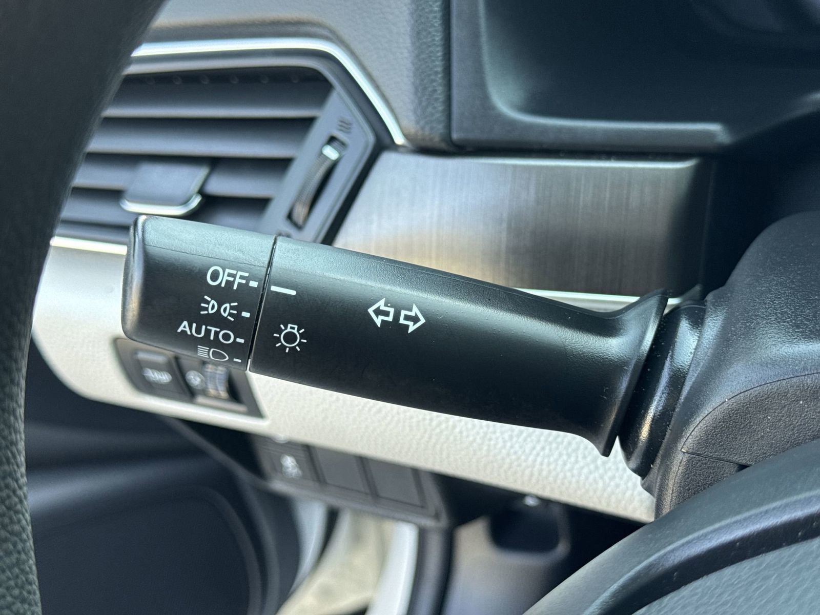 Used 2022 Honda Accord LX image 23