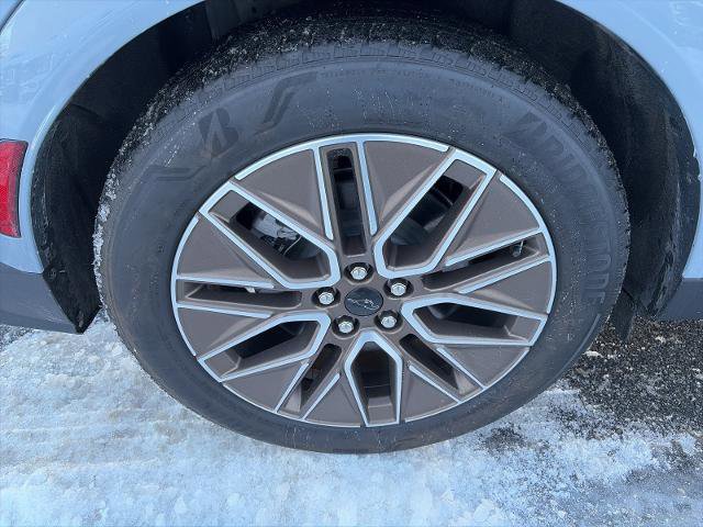 Certified 2025 Ford Mustang Mach-E Premium image 31