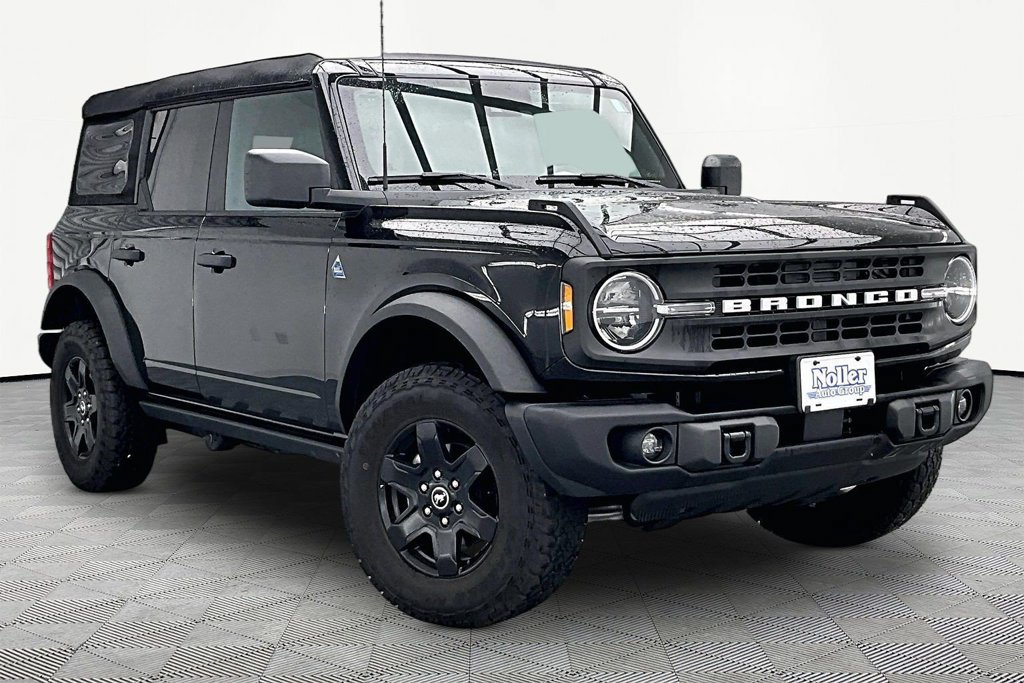 Certified 2024 Ford Bronco Black Diamond AWD/4WD image 12