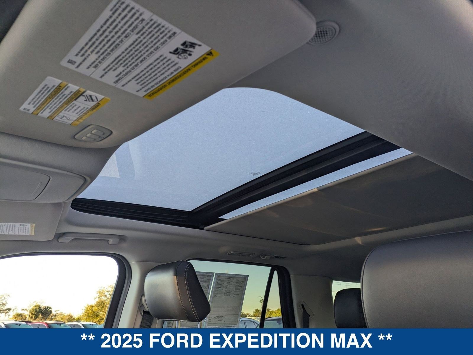 Certified 2025 Ford Expedition Max Platinum image 27