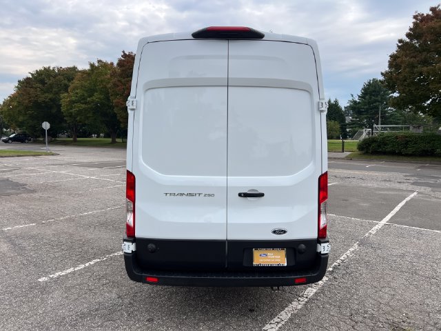 Certified 2025 Ford Transit 250 148 High Roof Extended RWD image 9
