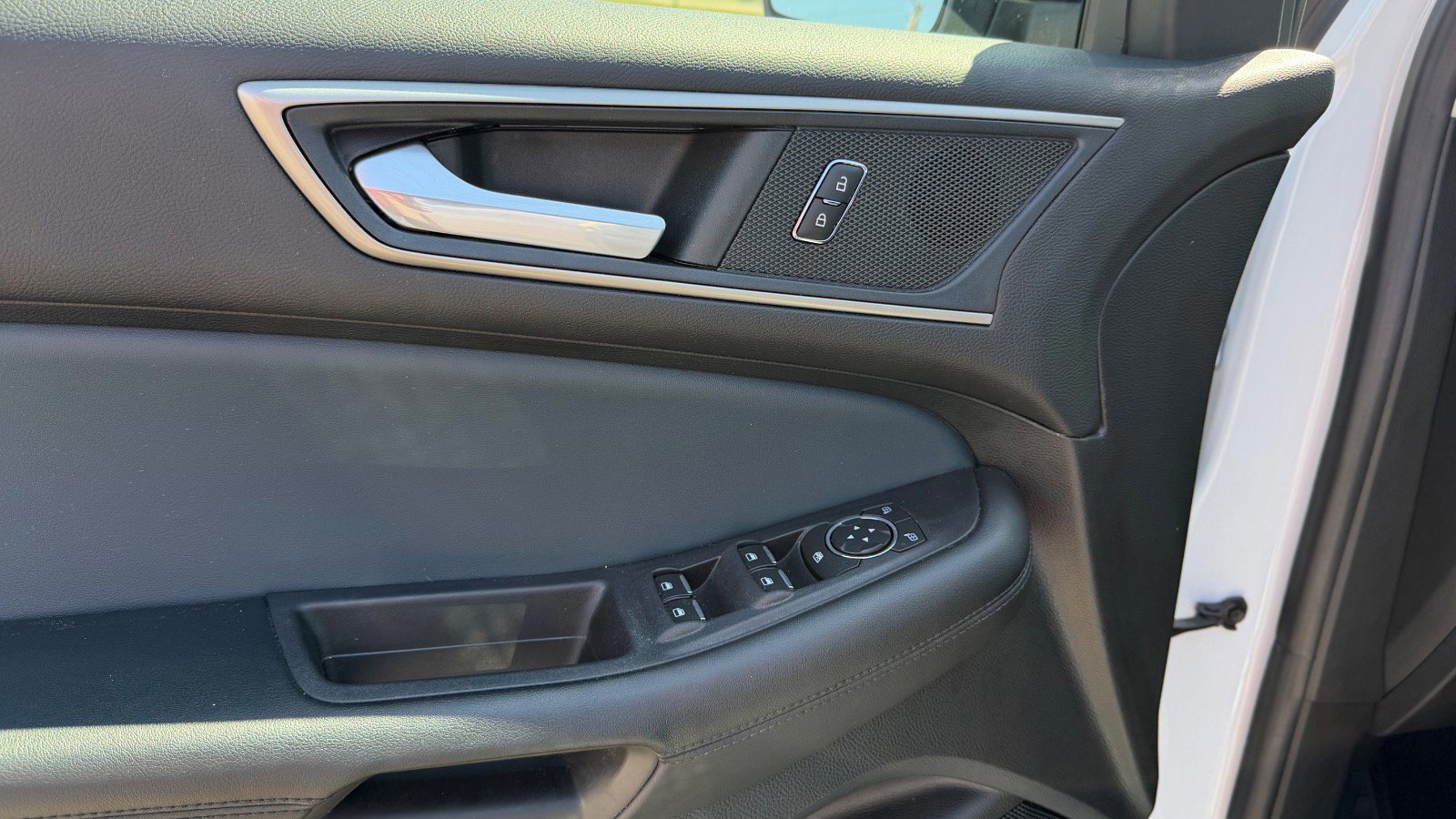 Certified 2022 Ford Edge SEL w/ Sport Appearance Package AWD/4WD image 26