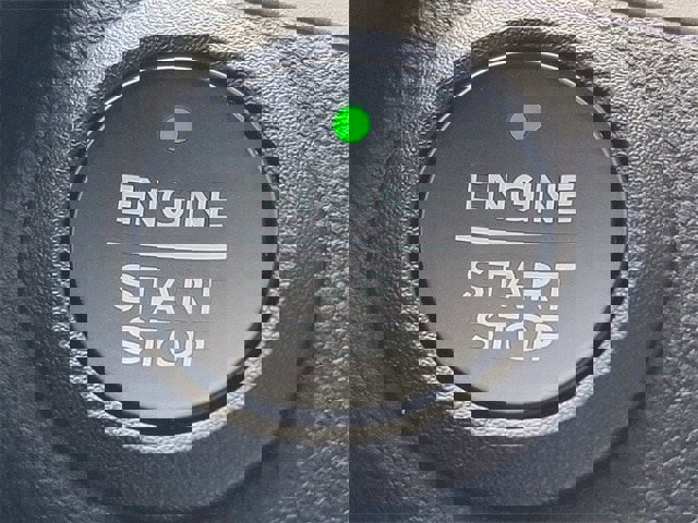 Certified 2022 Ford Escape SE image 11