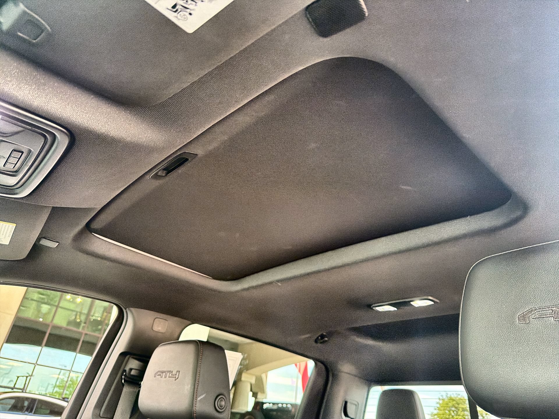 Used 2025 GMC Sierra 1500 AT4 w/ AT4 Premium Package AWD/4WD image 22