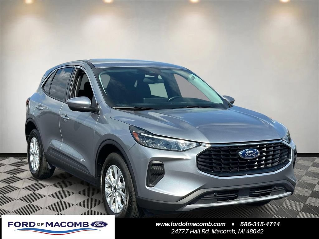 Certified 2024 Ford Escape Active w/ Tech Pack #2 AWD/4WD image 1